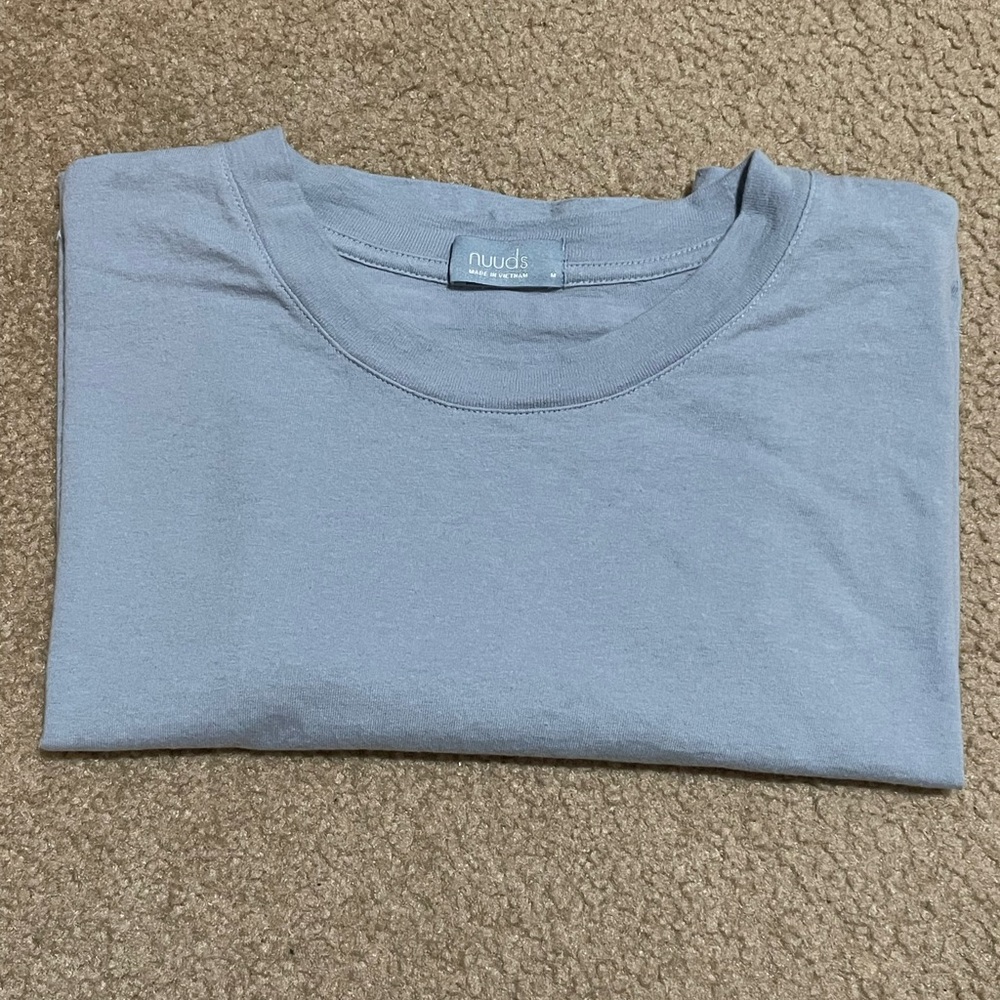 Nuuds cropped tee in limited edition color mist